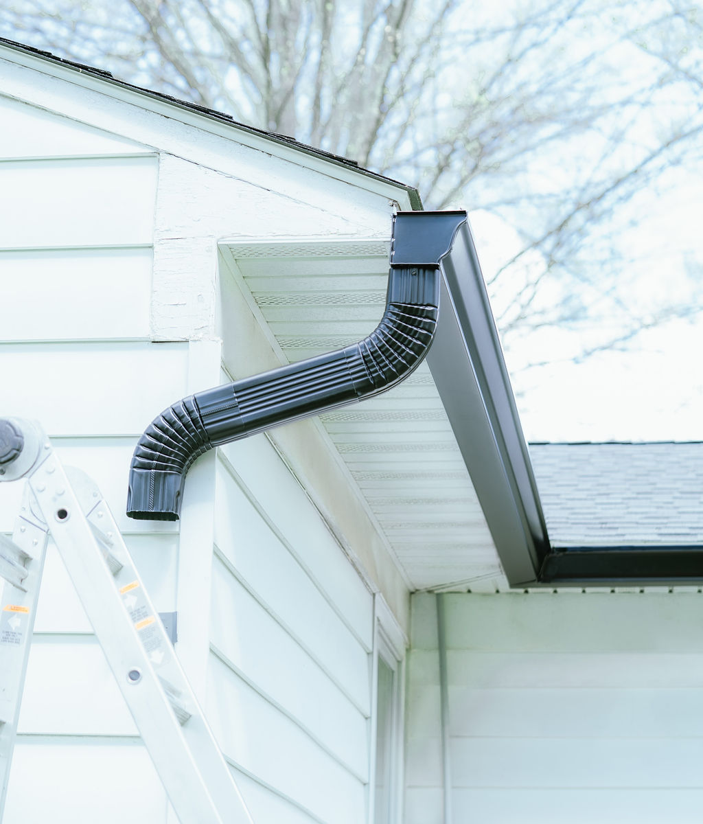 specialty gutters - colored gutters: Black